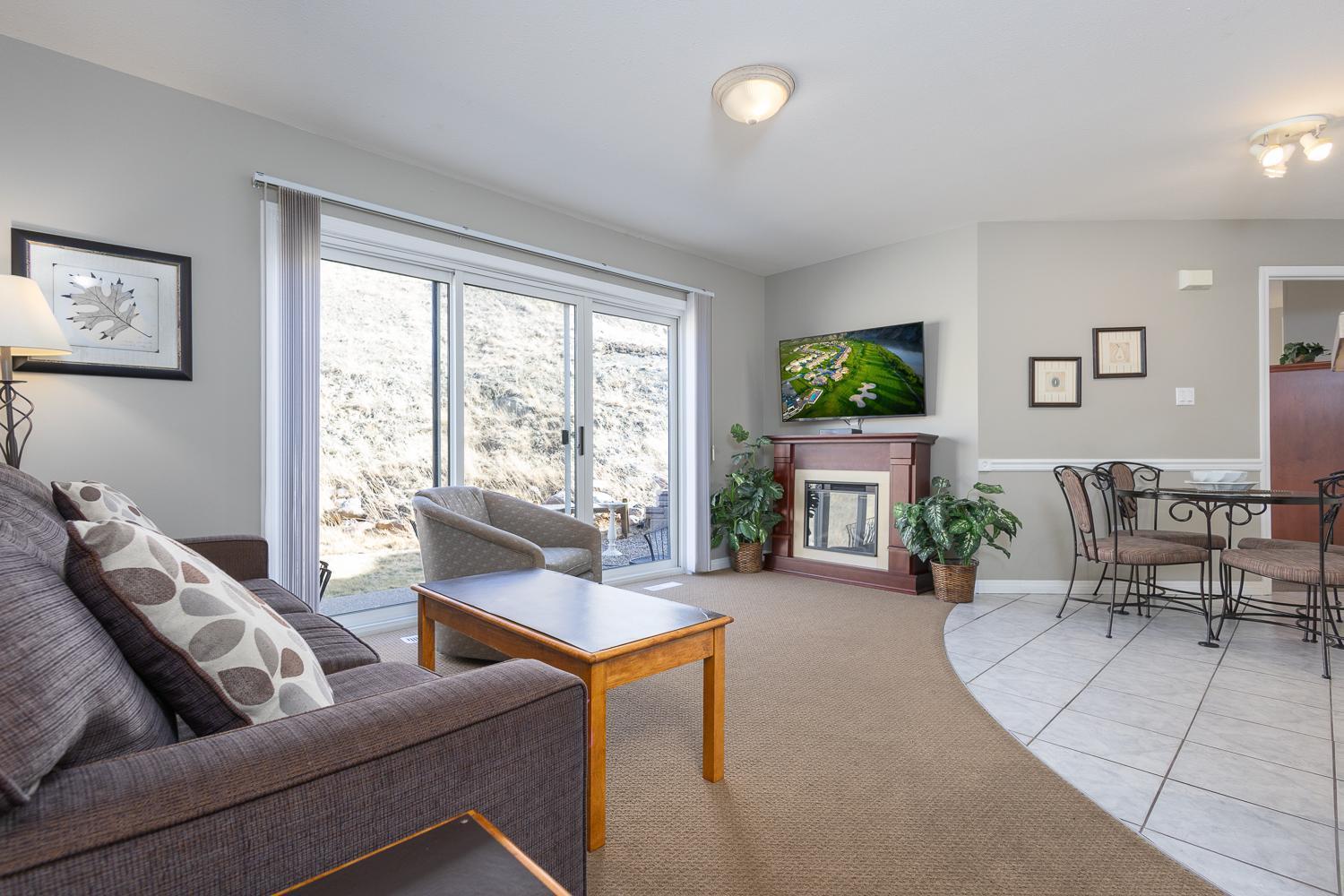 Paradise Canyon Golf Resort - Luxury Condo M403 Lethbridge Exteriör bild